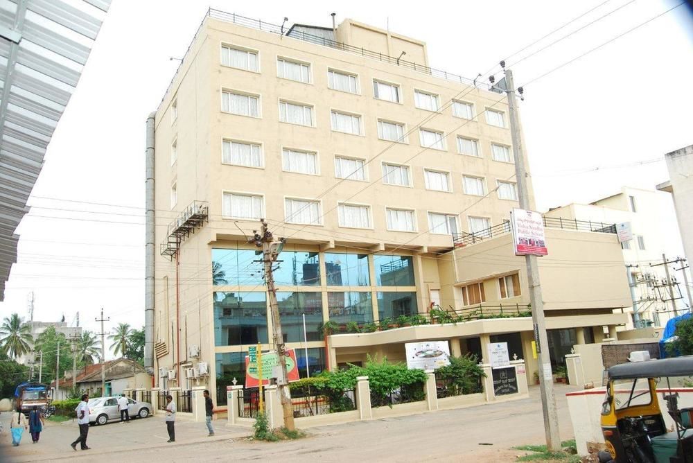 Hotel The Pearl à Hassan Extérieur photo